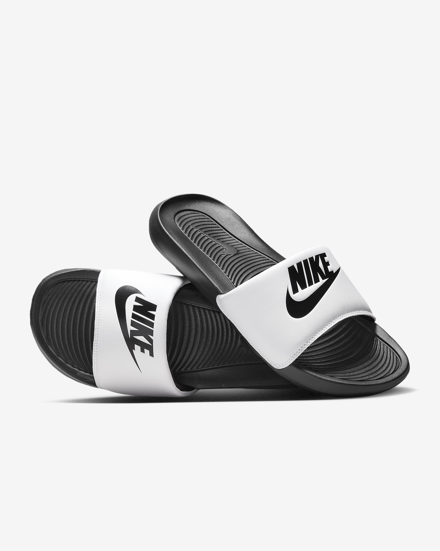 Nike Victori One Black/White/Black CN9675-005