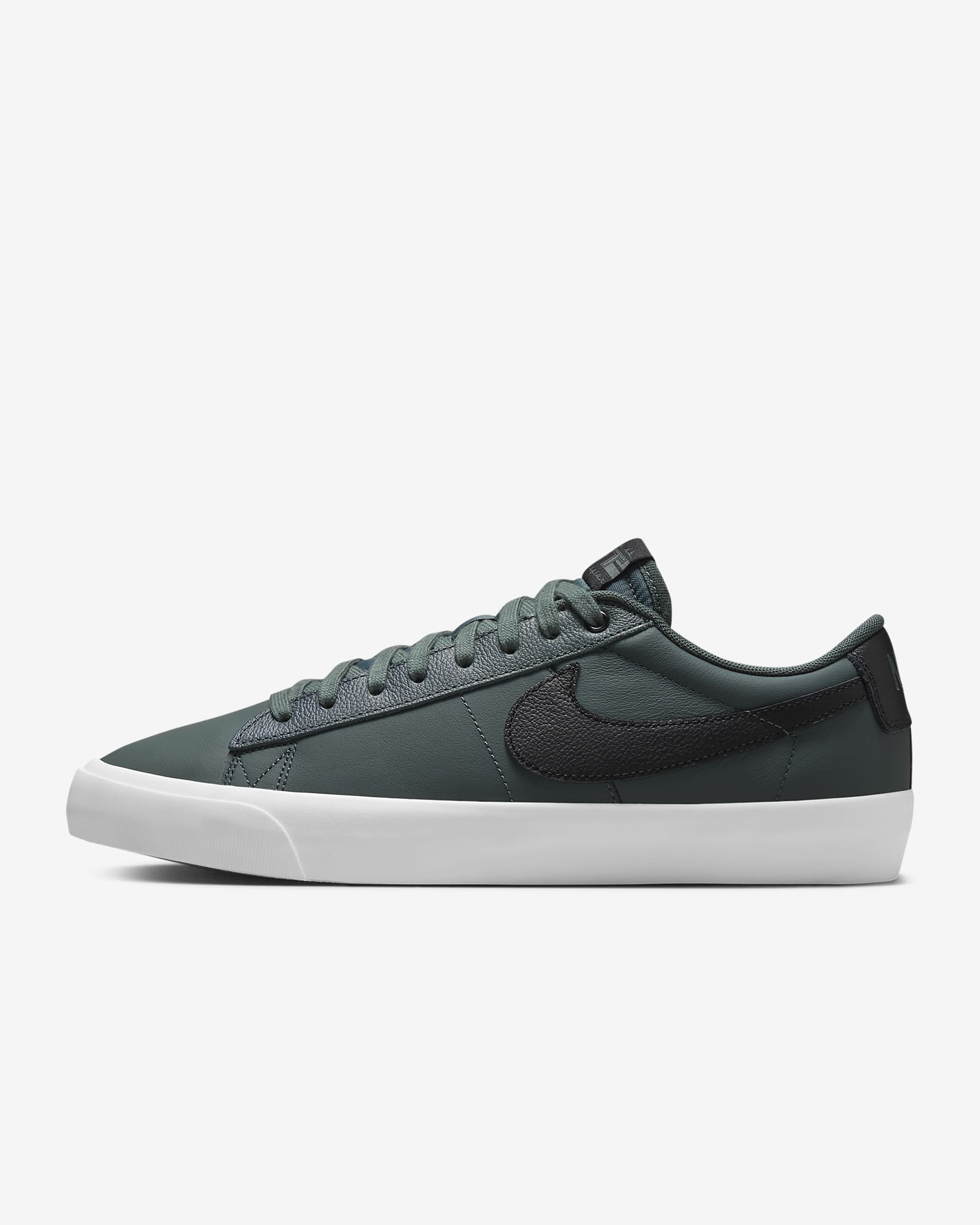 Nike Sb Blazer Low Pro Gt Vintage Green/Vintage Green/Summit White/Black DV1226-300