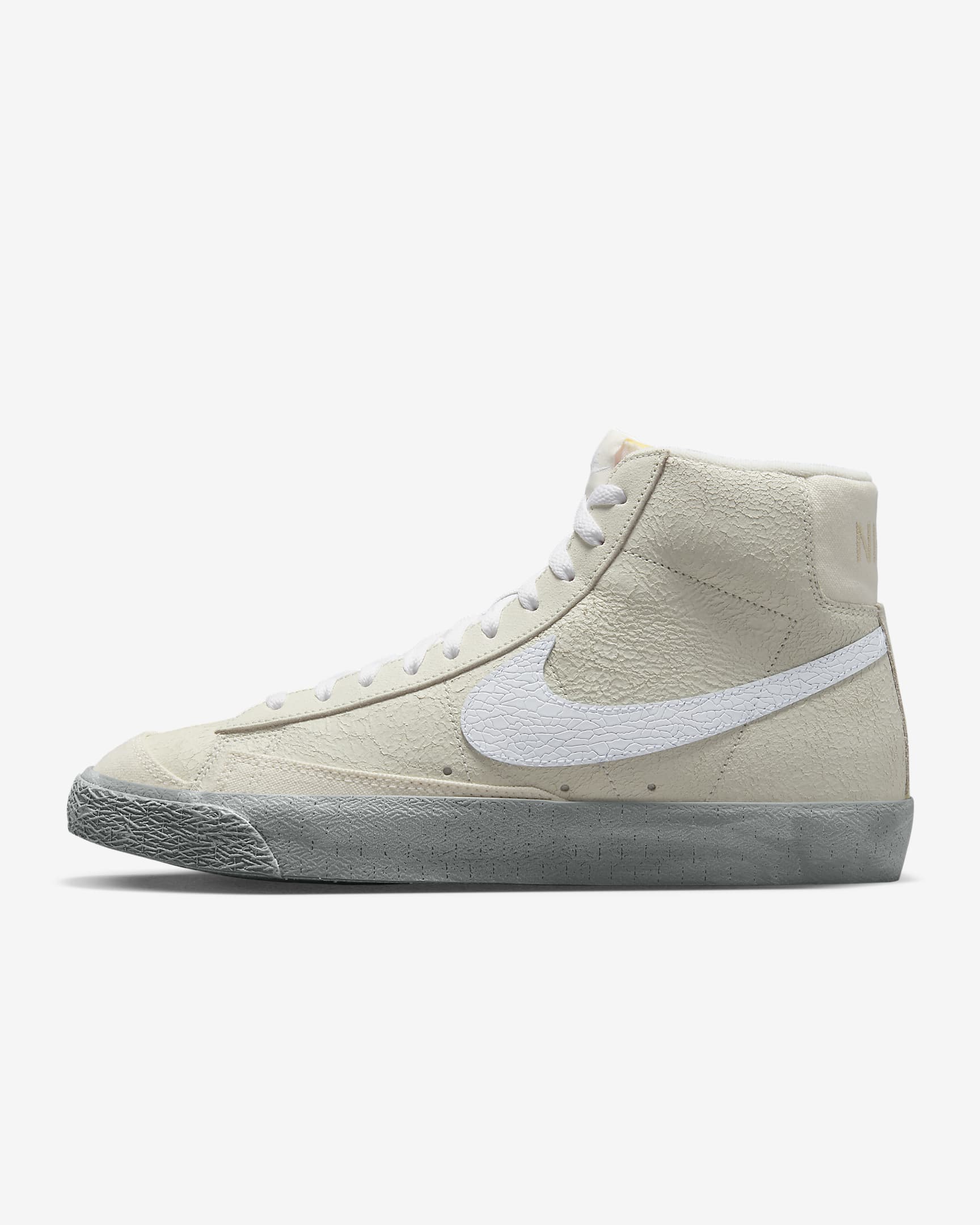 Nike Blazer Mid 77 Se Summit White/Phantom/Mica Green/White DV0797-100