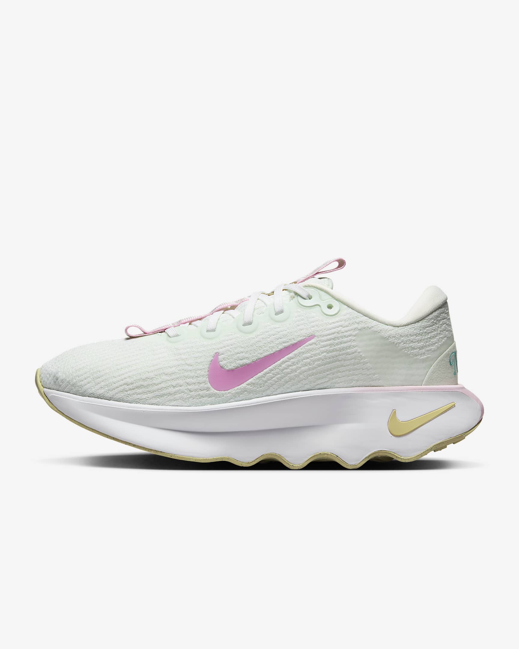 Nike Motiva White/White/Team Gold/Green Frost HM3731-131