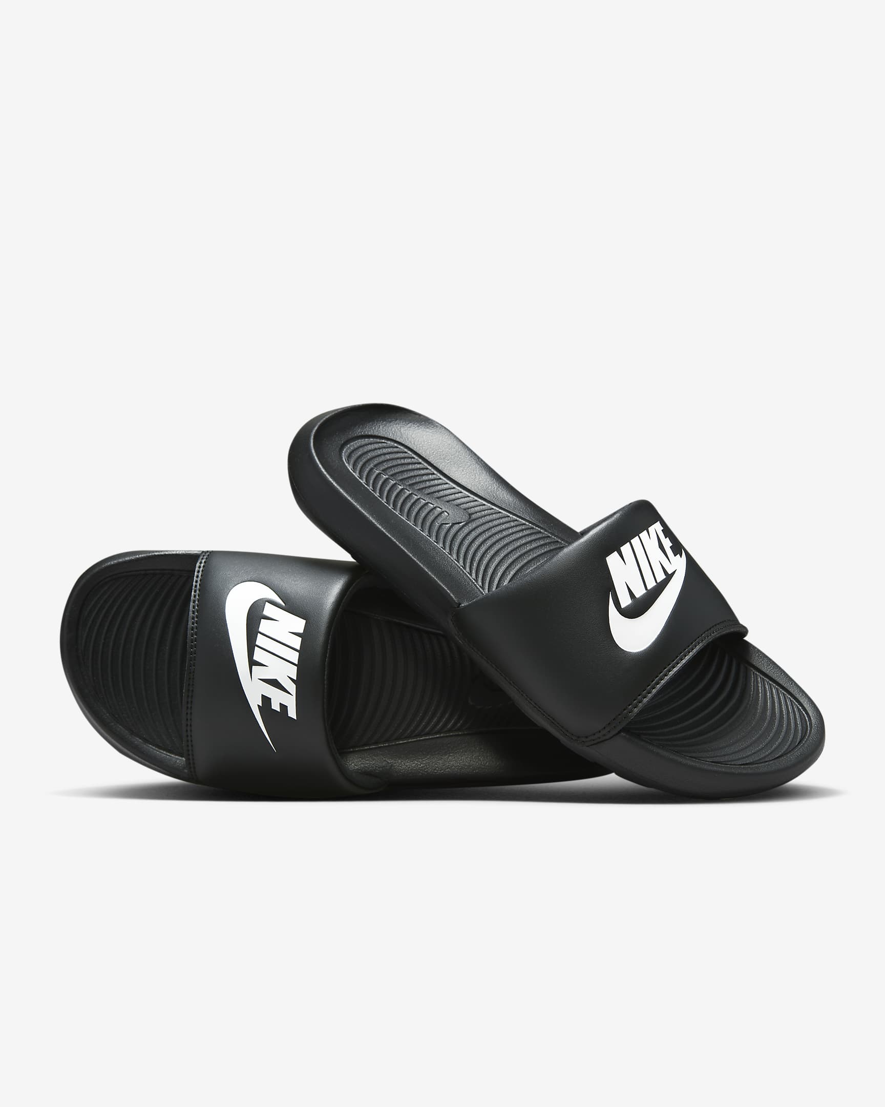 Nike Victori One Black/Black/White CN9677-005