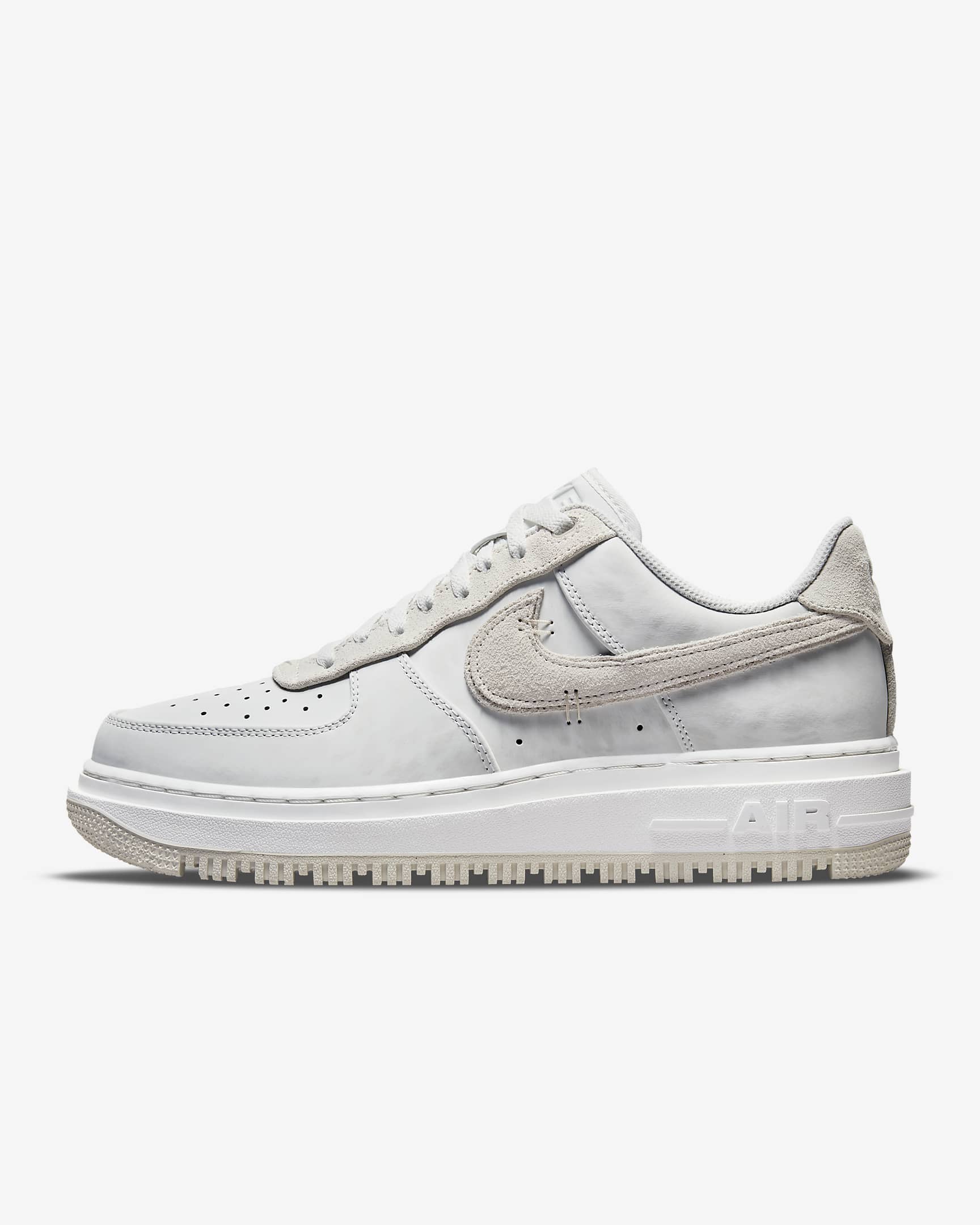 Nike Air Force 1 Luxe Summit White/Light Bone/Summit White DD9605-100