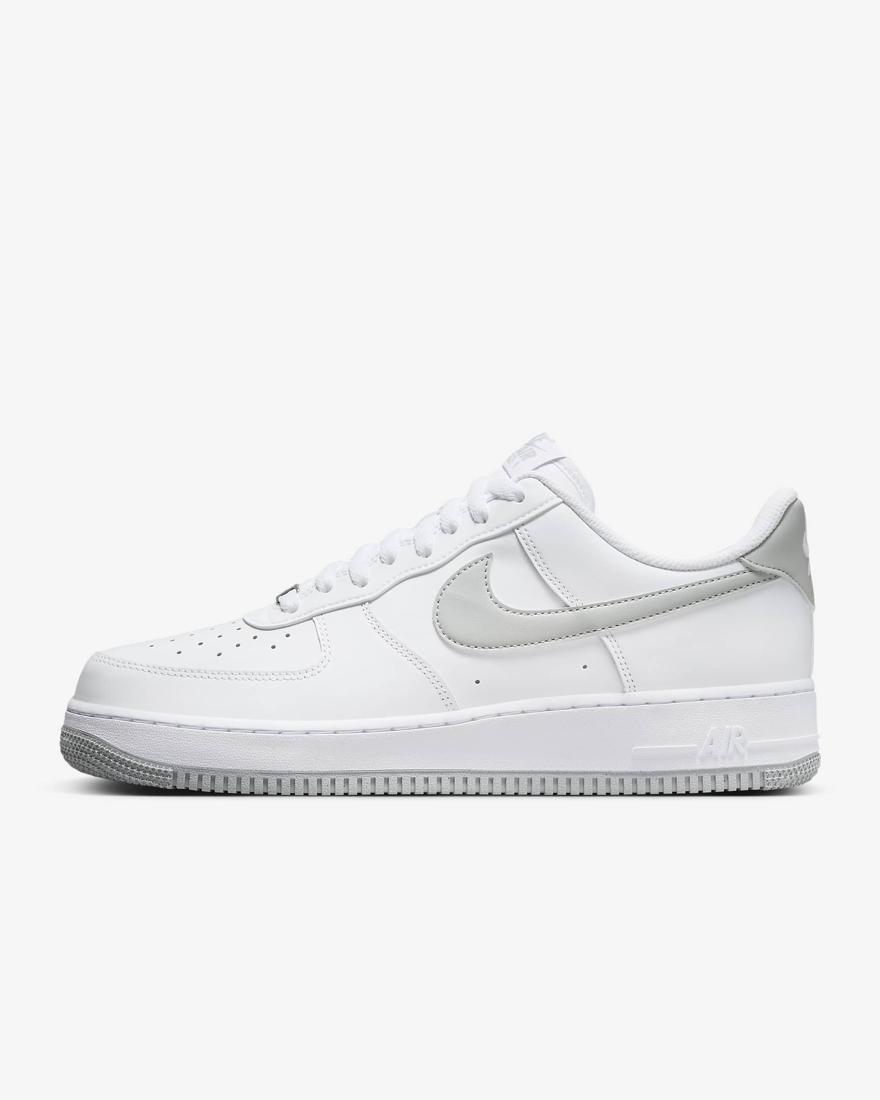 Nike Air Force 1 07 White/White/Light Smoke Grey FJ4146-100