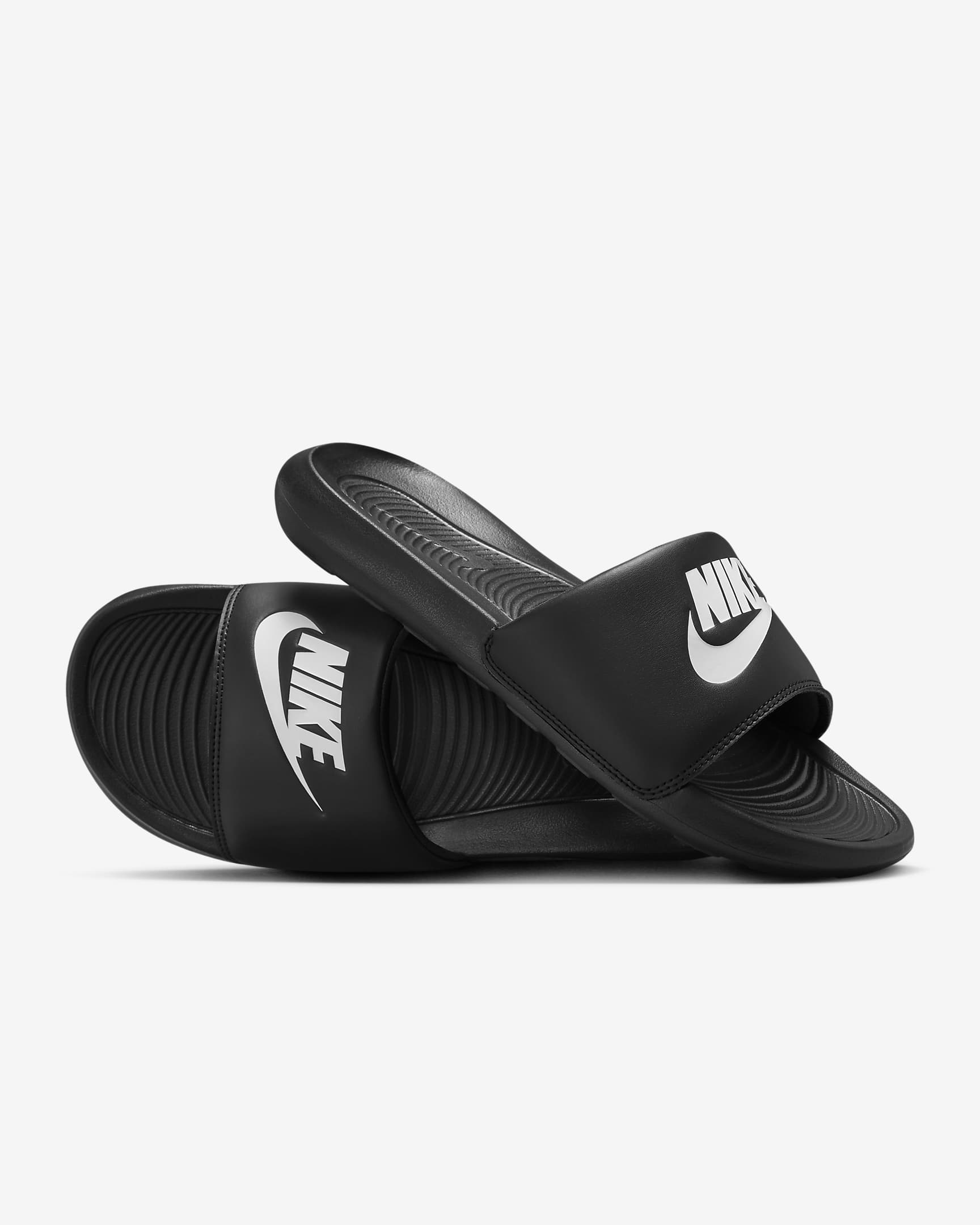 Nike Victori One Black/Black/White CN9675-002